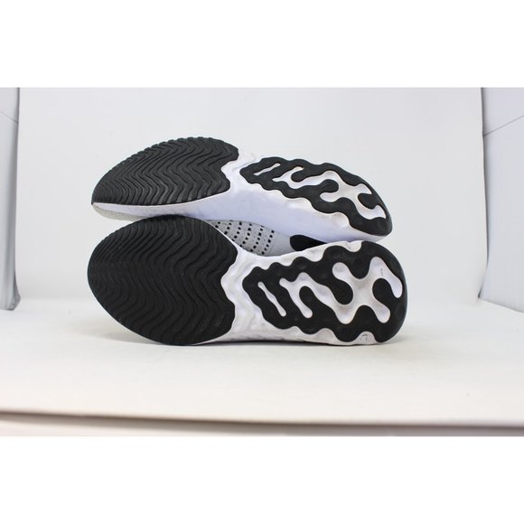 Men's React Phantom Run Flyknit 2 White CJ0277-100 - Picture 6 of 8